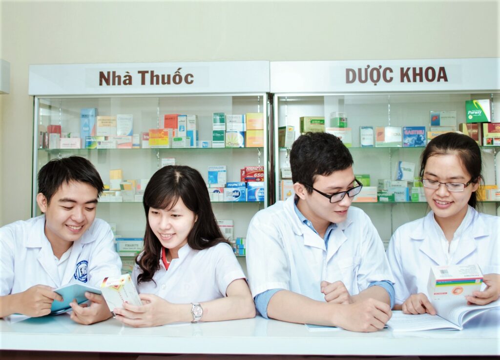 Cao đẳng dược tphcm - Ngành học đáp ứng nhu cầu nguồn nhân lực