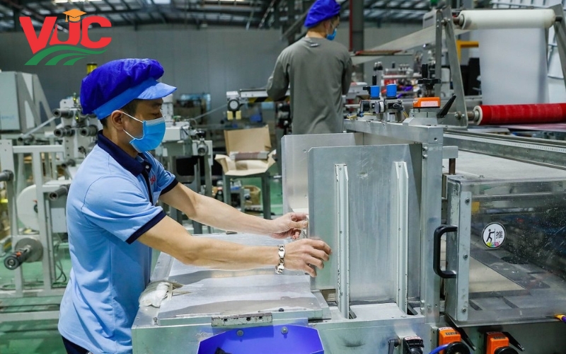Xét tuyển trung cấp điện tử công nghiệp học viên cần lưu ý những gì? 5 Hồ sơ xét tuyển trung cấp điện tử công nghiệp