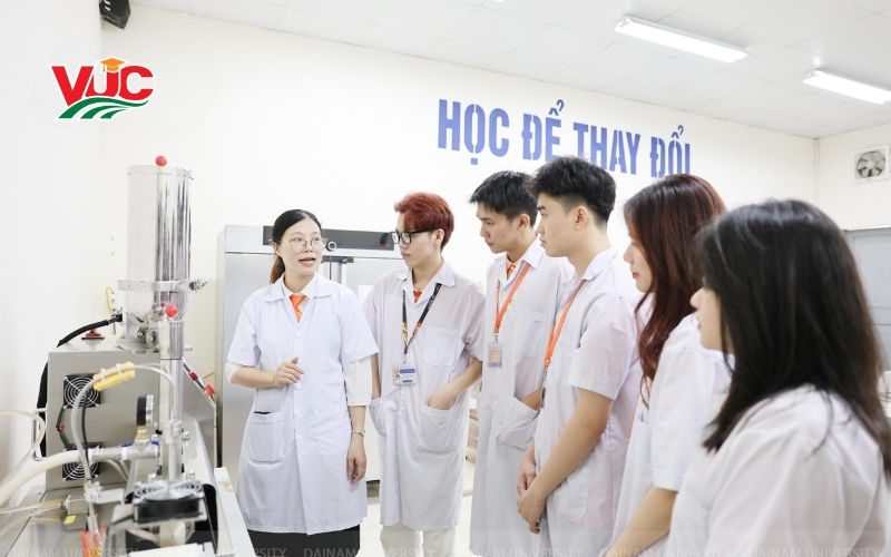Cao đẳng Dược học mấy năm? Chi phí bao nhiêu? 25 Thông tin tuyển sinh Cao Đẳng Dược