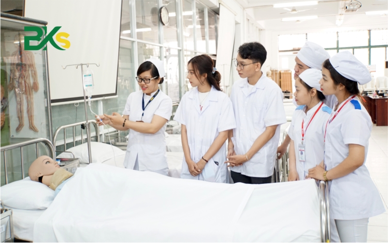 Điểm chuẩn cao đẳng điều dưỡng