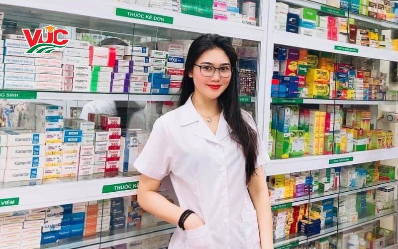 Điểm chuẩn Cao đẳng Dược 2025 tại Trung cấp Bách Khoa Việt Úc