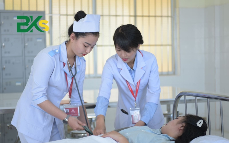 Học Trung cấp Điều dưỡng có xin được việc không? 22 Học Trung cấp Điều dưỡng có xin được việc không?