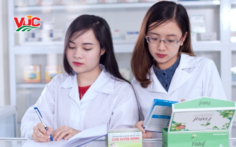 Lợi ích khi học Cao đẳng Dược