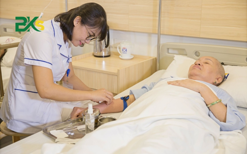 Học văn bằng 2 Trung cấp Điều dưỡng ở đâu uy tín? 5 Lưu ý khi chọn trường đào tạo văn bằng 2 Trung cấp Điều dưỡng