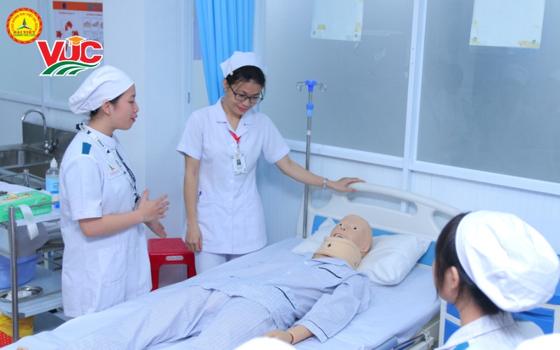 Chương trình Liên thông Cao đẳng Y sĩ đa khoa chất lượng 2025 7 Thông tin tuyển sinh liên thông Cao đẳng Y sĩ đa khoa