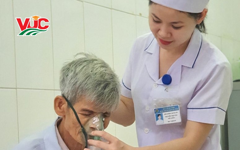 Thông tin tuyển sinh Trung cấp Điều dưỡng cấp tốc