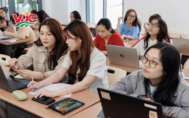Bằng Trung cấp Kế toán doanh nghiệp vừa học vừa làm