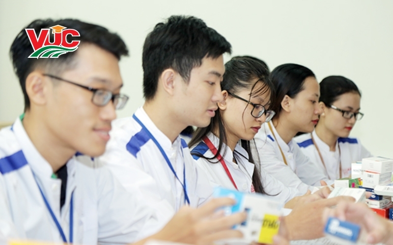 Tiêu chí chọn trường Trung cấp Dược online uy tín 7 Thông tin tuyển sinh Trung cấp Dược online