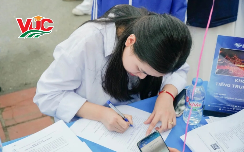 Cơ hội việc làm sau khi có bằng Trung cấp Tiếng Trung