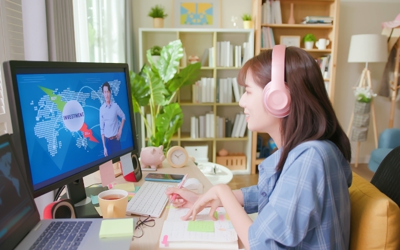 Mức thu nhập và cơ hội việc làm của sinh viên Trung cấp Tiếng Trung