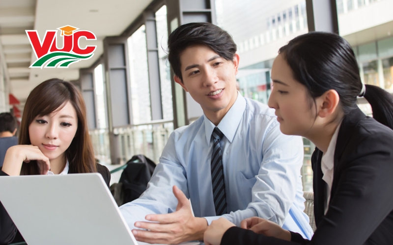 Trung cấp Văn thư hành chính