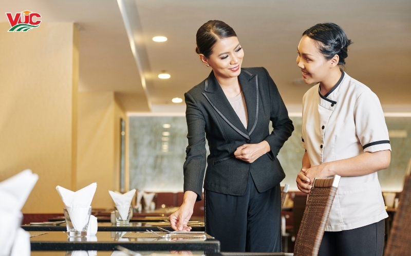 Lợi ích khi có văn bằng Trung cấp Quản trị khách sạn