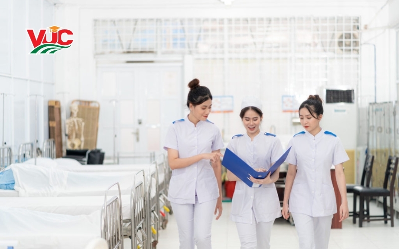 Học từ xa ngành Điều dưỡng – Phá vỡ mọi giới hạn về không gian và thời gian