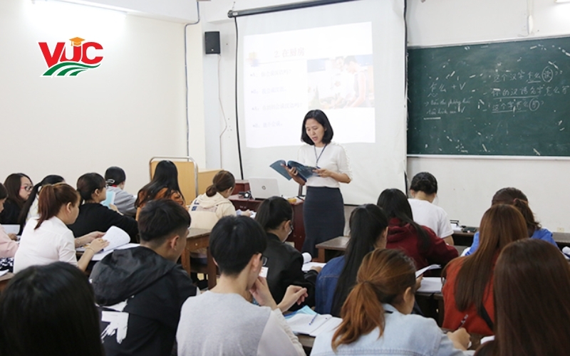 Thông tin tuyển sinh học Trung cấp Tiếng Trung từ xa