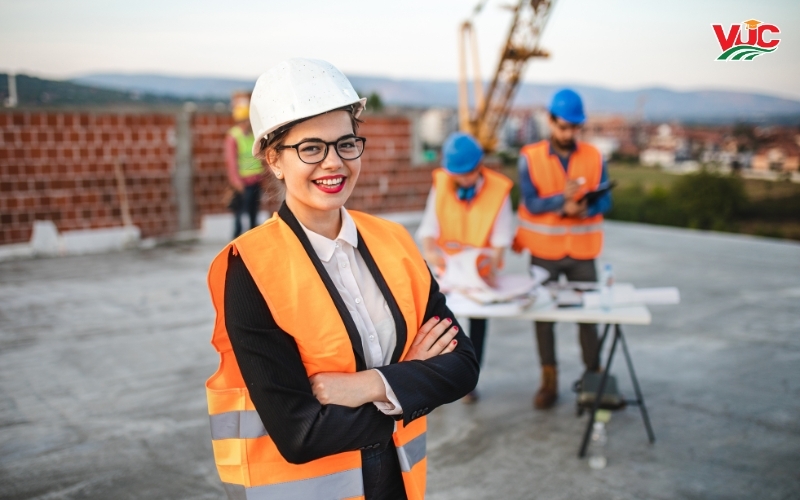 Khái quát về khóa đào tạo Trung cấp Kỹ thuật xây dựng chính quy