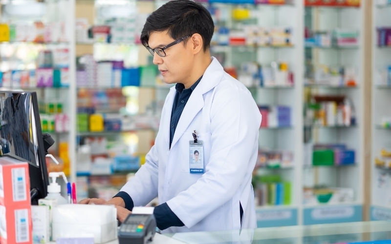 Đào tạo Trung cấp Dược bằng chính quy - Học linh hoạt cho người bận rộn 5 Tại sao người đi làm nên chọn đào tạo Trung cấp Dược học linh hoạt?