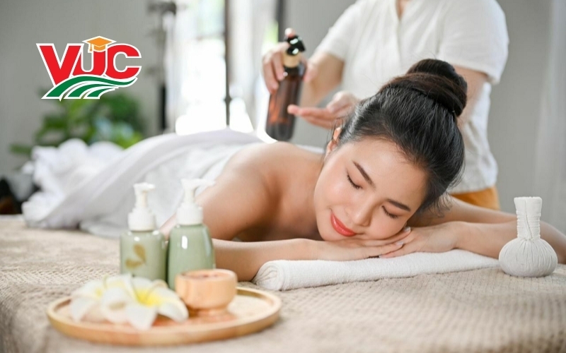 Tại sao Bách Khoa Việt Úc là nơi học từ xa ngành Chăm sóc sắc đẹp đáng đầu tư?