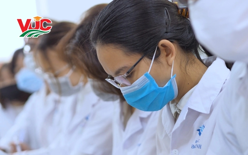 Thông tin tuyển sinh Trung cấp Y học cổ truyền