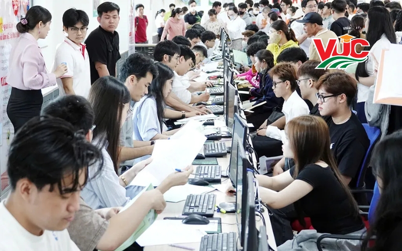 Các ngành đào tạo hệ Cao đẳng xét học bạ tại Trung cấp Bách Khoa Việt Úc