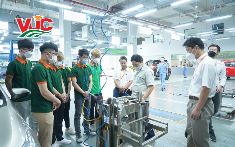 Sự thật về tay nghề khi học Trung cấp Công nghệ ô tô từ xa