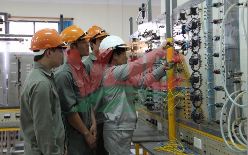 Cơ hội nghề nghiệp và mức lương hiện nay của ngành điện