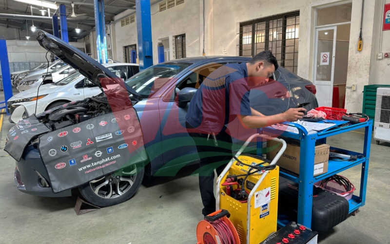 Cơ hội việc làm khi học Trung cấp Công nghệ ô tô online