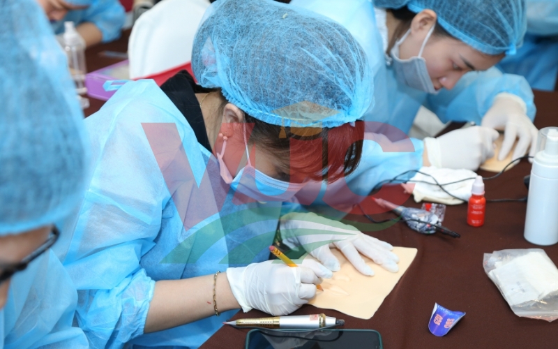Trường Trung cấp Thẩm mỹ đào tạo từ xa, học phí rẻ 6 Học phí của Trường Trung cấp Thẩm mỹ tại TPHCM khoảng bao nhiêu?