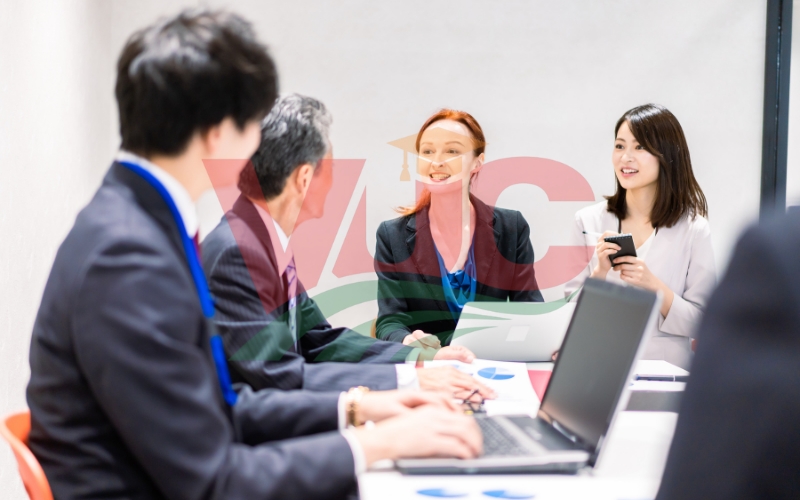 Trường nào có học phí Trung cấp tiếng Anh rẻ nhất?