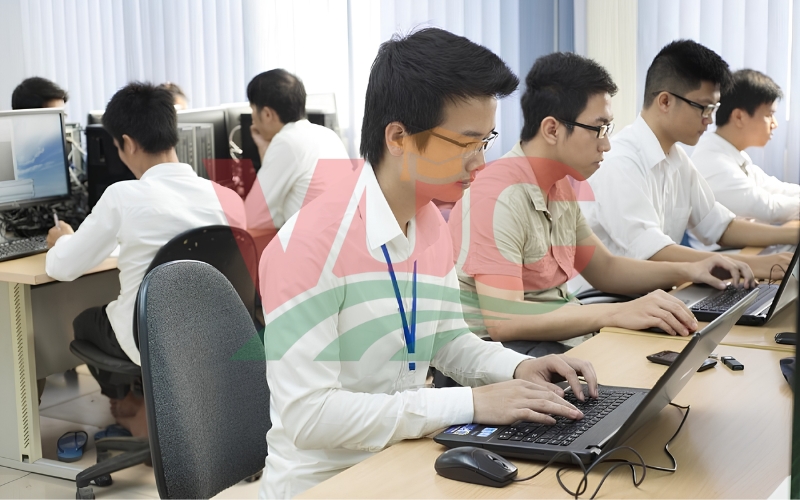 Văn bằng Trung cấp Công nghệ thông tin Online có học liên thông được không?