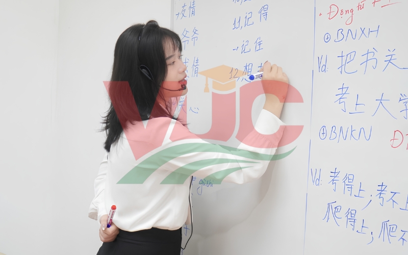 Vì sao nên lựa chọn Trường đào tạo Trung cấp tiếng Trung uy tín