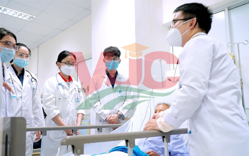 Học ở đâu uy tín để liên thông Y sĩ lên Bác sĩ?