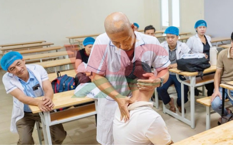 Liên thông bác sĩ y học cổ truyền là hình thức học ra sao?