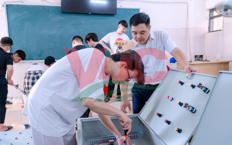 Ngành điện công nghiệp học trường nào ở TPHCM? 